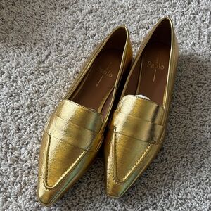 NWT Linea Paolo Women pointed Toe flats